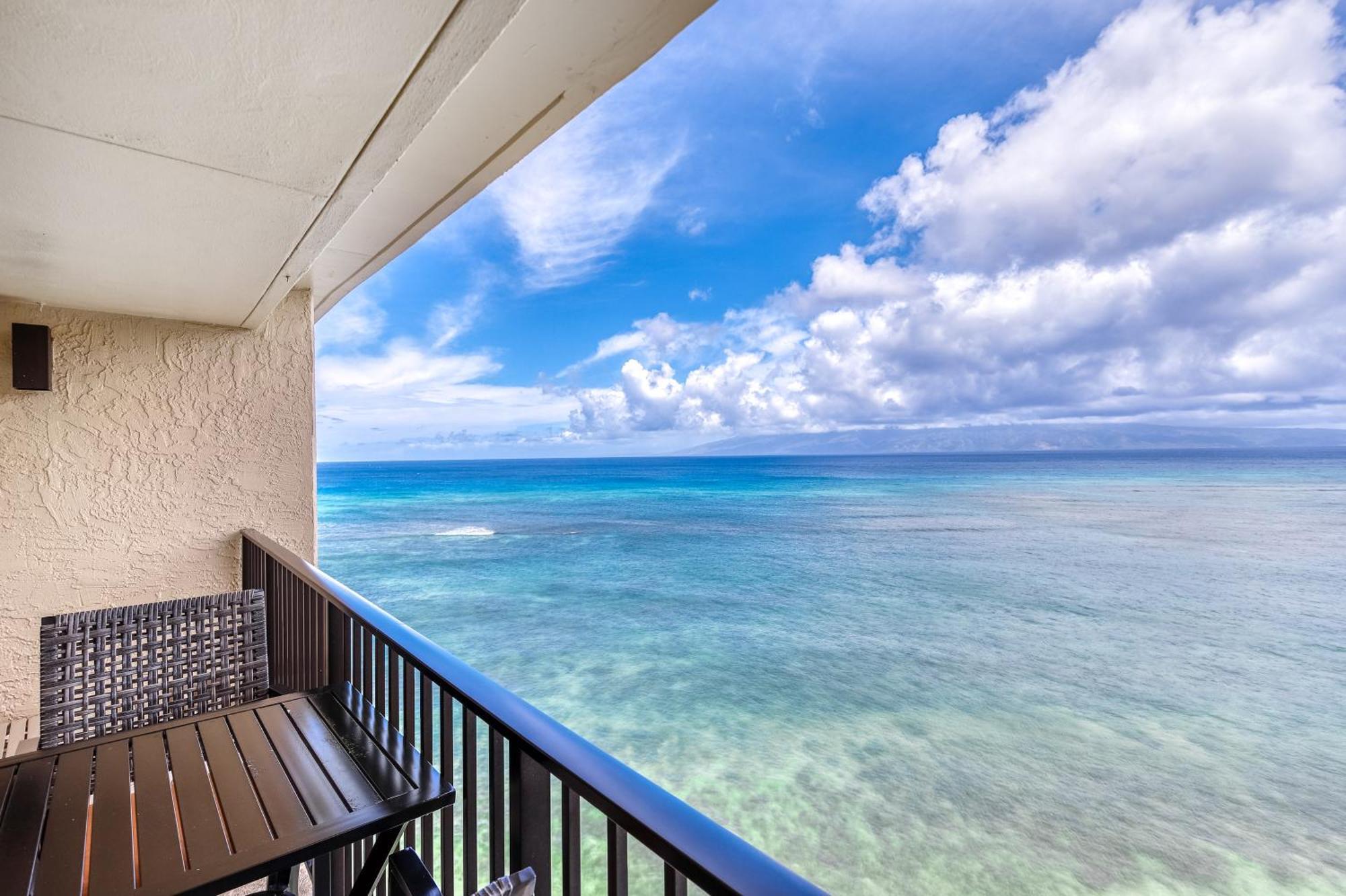 Hololani Resort Kahana Room photo